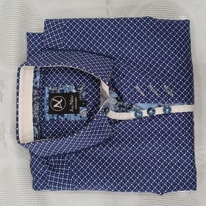 Mens shirt size4,blue and white print
